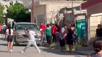 VIDEO | Captan fuerte riña campal por disputa de una vivienda en Torreón