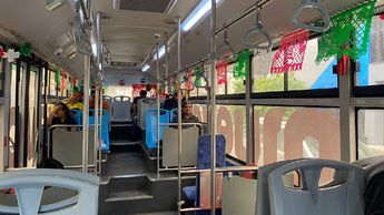 Chofer regio decora su camión por el 16 de septiembre | Especial