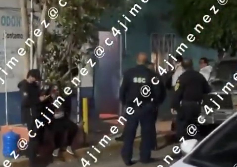 Los cuerpos de Lilia y Alejandro estaban dentro de la cisterna de su negocio en GAM; la cual fue cubierta con una cubeta de cemento | X: @c4jimenez