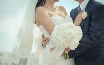 Al parecer la mujer sabiendo las alergias de su nuera, decidió intoxicarla el día de su boda con su hijo
