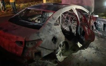 Coche quemado en Guadalajara / Vicente Torres Alfaro