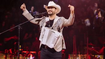 Edén Muñoz cantó temas como “La Nena”, “Simplemente Gracias” y “Chale”. | Cortesía