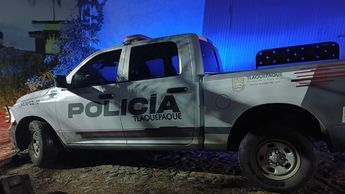 Elementos de la Cruz Verde, Protección Civil y Bomberos, UCIP y Policía de Tlaquepaque se presentaron en el sitio del accidente | Javier León