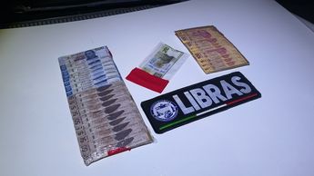 La seguridad de un billete se puede validar en segundos mediante tres acciones básicas: tocar, mirar y girar. | Vicente Torres Alfaro