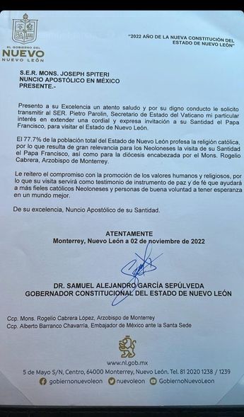 En su gira de trabajo por Europa el mandatario estatal visitó la Santa Sede en donde entregó dicho documento.