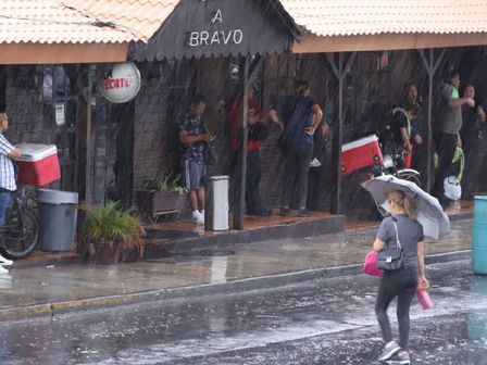 Se reportan lluvias fuertes en diferentes partes de Nuevo León.| Especial