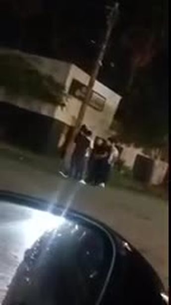Captan en video riña entre jóvenes en el sector centro de Torreón; estaban bajo los efectos del alcohol