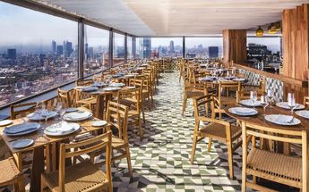 El restaurante de la Torre Latino despertó opiniones encontradas / Miralto.