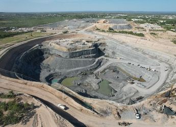 La mina “El Pinabete” se encuentra en una zona minada y aparentemente las minas que la rodean seguían filtrando agua y evitando el rescate.