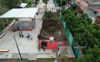 Socavón se traga gimnasio en CdMx / Captura.