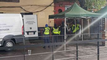 Peritos de la Fiscalía capitalina indagan el homicidio registrado en Plaza Garibaldi | Jorge Becerril