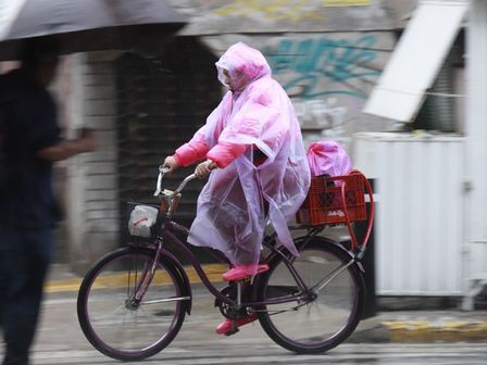 Lluvia en el Centro de la Ciudad de México | Juan Carlos Bautista