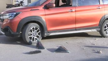 Torreón: Pareja de mujeres pelean y destruyen sus autos