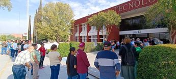 Retrasos en algunas casillas en Lerdo