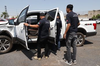 Fiscalía de Jalisco se instruye en detección de coches robados.
