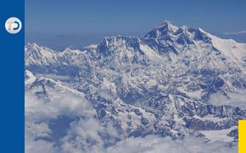 El Monte Everest tiene una altura de 8 mil 848 metros sobre el nivel del mar / AFP