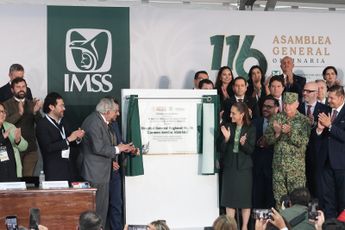 Zoé Robledo, director del IMSS, reveló que el Hospital del IMSS no. 36 cambiará de nombre al haber pocos nosocomios con nombres femeninos / EsImagen
