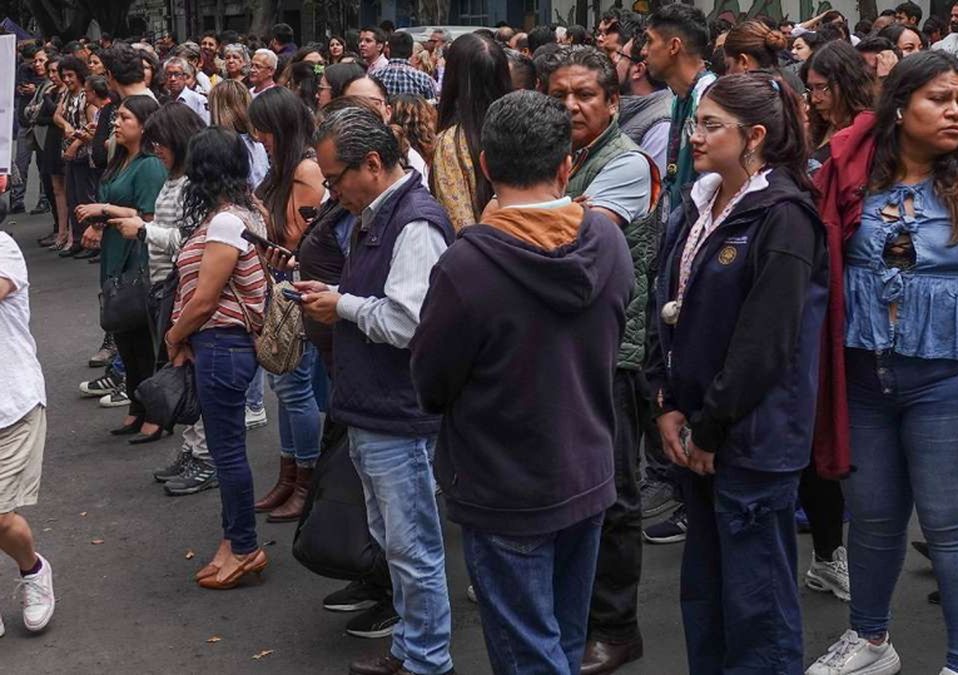 Dependencias del gobierno en Edomex desalojaron los inmuebles | Cuartoscuro