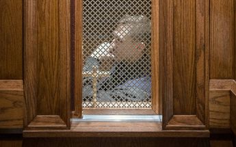 Horarios de confesiones en Guadalajara / Unsplash