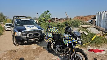 Vehículos de la Policía Municipal y Servicios Médicos Municipales de Tlaquepaque que acudieron al lugar de los hechos | Telediario
