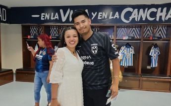 Le piden matrimonio a regia en Estadio BBVA | Cortesía Facebook
