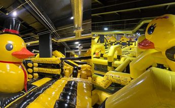 Inflalandia Quack es el nuevo parque de diversiones temático hecho de inflables en la CdMx / Inflalandia Quack en Google