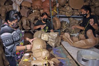 Temáticas JG es un taller de piñatas ubicado en Amozoc, Puebla / Melanie Torres