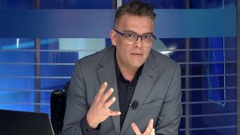 "A la mi##rda": Ángel Carrillo explota en vivo tras presenciar cómo tiran basura en Torreón | VIDEO