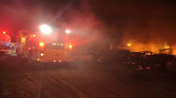 Rescatistas pudieron extinguir el fuego luego de algunas horas. | Cortesía