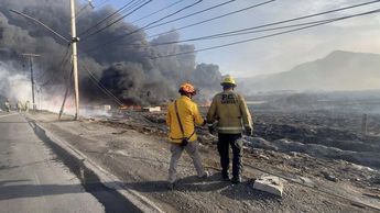 Rescatistas de diferentes corporaciones se desplegaron en el estado de Nuevo León para combatir el fuego. | Cortesía