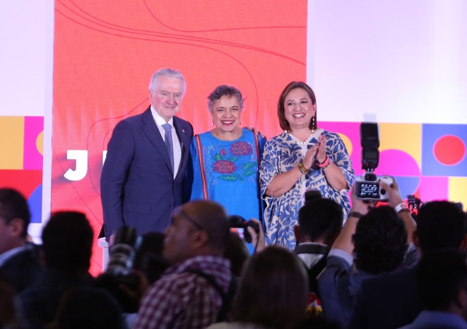 Santiago Creel del PAN, Beatriz Paredes del PRI, y Xóchitl Gálvez. | Raúl Palacios