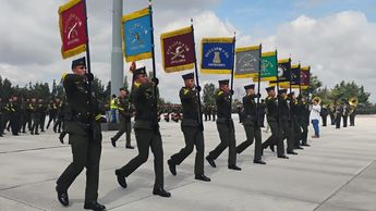 Con la destacada participación de las mujeres, el Modelo Educativo Militar otorgó disciplina y valores a los graduados | Nancy Camacho