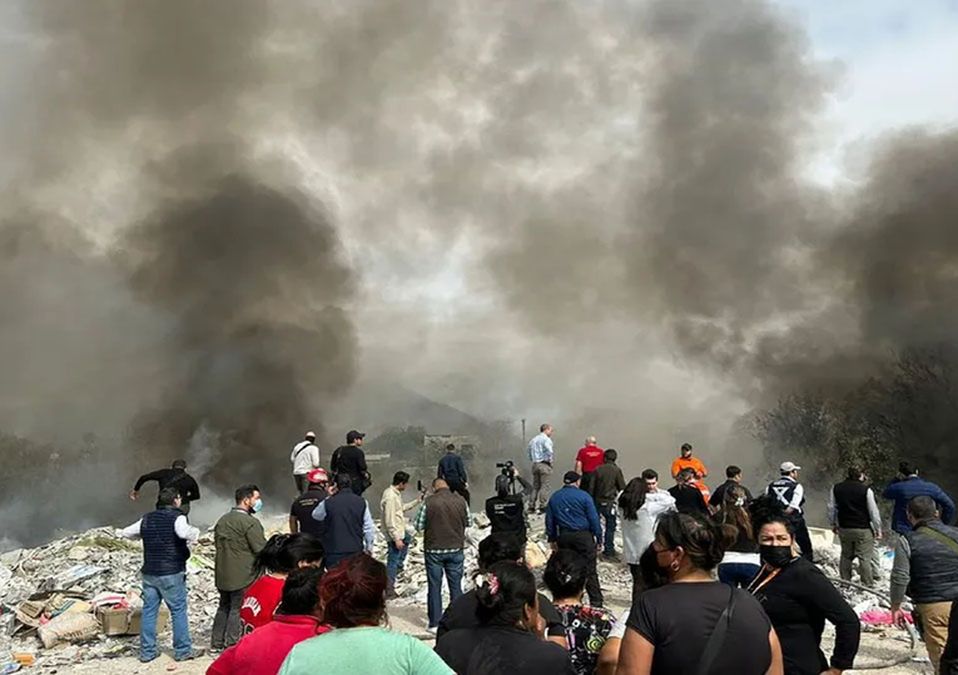 Incendio en predio de Monterrey provoca desalojo de 4 familias