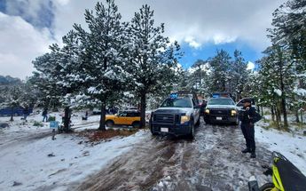 Policías resguardan los accesos al Cofre de Perote y el Pico de Orizaba / Especial
