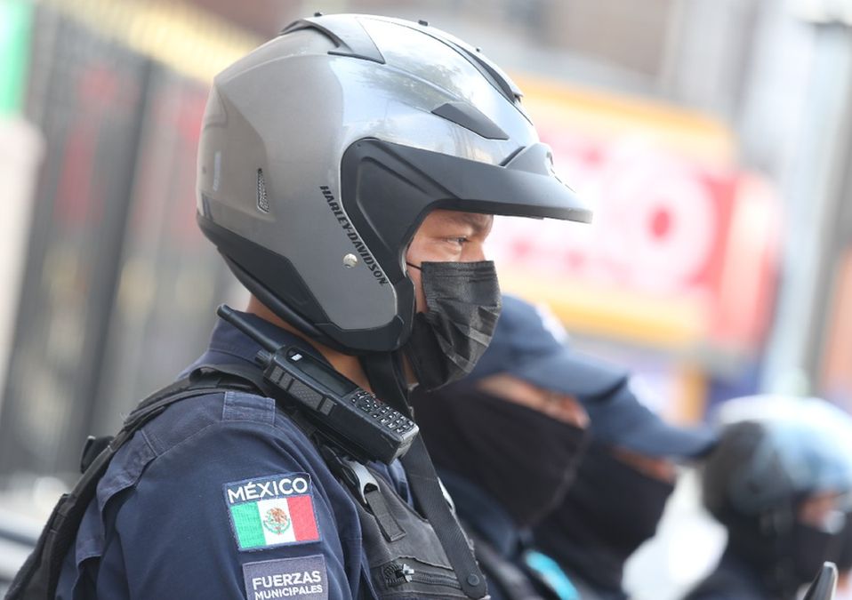 Elementos de la policía | Jorge López