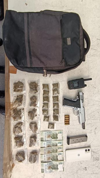La detención ocurrió en el kilómetro 72 de la Carretera libre Monterrey - Nuevo Laredo. | Cortesía