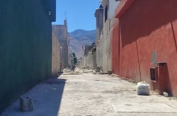 Tirar basura en espacios públicos incrementa costos de limpieza y mantenimiento. | Daniel Santiago