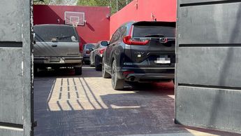 Predio con vehículos reportados como robados. | Policía de Tonalá