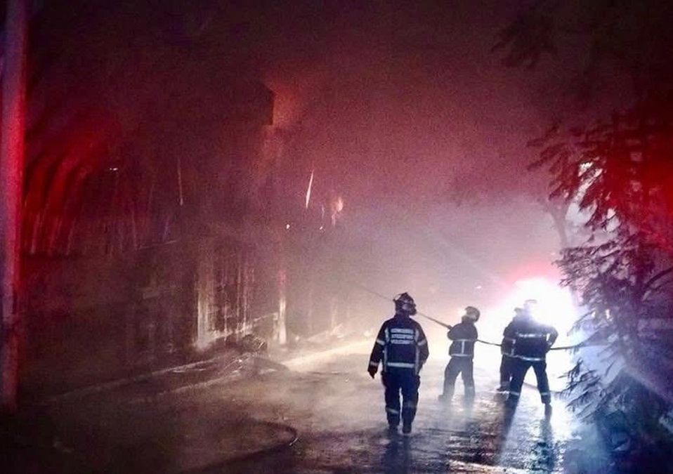 En el lugar incendiado se almacenaban materiales como cartón, PET, latas, chatarra de metal y algunos bidones | Carlos Zaid