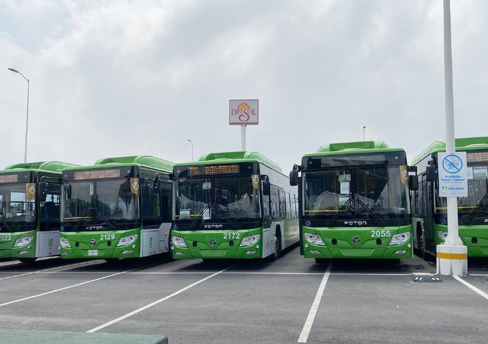 Exhiben a empresa transportista que rechaza programa de pago por kilómetro. | Frida Rodríguez