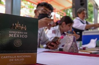Las campañas de vacunación buscar prevenir la alza de contagios. | Cuartoscuro