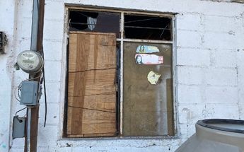 Ventanas tapadas por destrozos en la colonia La Alianza | Pamela Villanueva