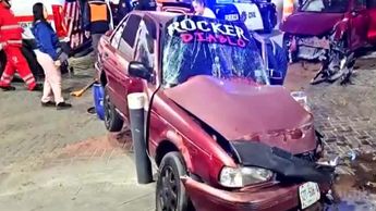 Accidente en el Centro de Monterrey deja una persona prensada