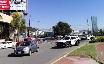 Filtro de seguridad en la entrada del municipio por Calzada San Pedro. | Sandra González