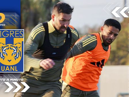 André-Pierre Gignac y Javier Aquino en el entrenamiento del 20 de enero