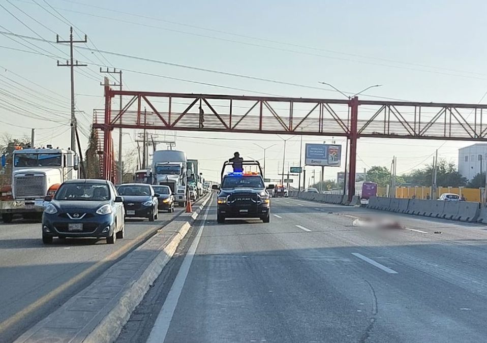 Atropellan y matan a una persona en la carretera a Laredo. | Leyda Estrada