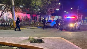 La zona fue asegurada por elementos de la Policía Municipal de Santiago con apoyo de Fuerza Civil. | Fernanda Pérez