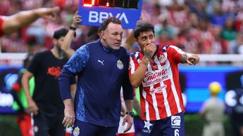 Chivas enfrentará a Tigres en Cuartos de Final tras perder el liderato | Imago7