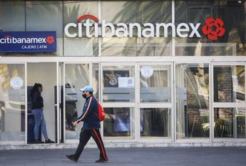 Las sucursales serán propiedad del comprador de Banamex / Archivo.