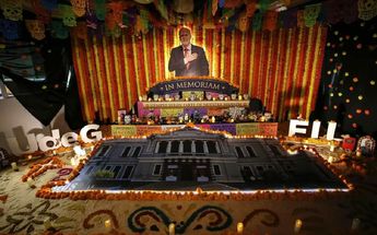 Otro de los altares de muertos que la UDG hizo para homenajear a Raúl Padilla / Dalia Rojas